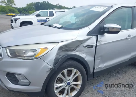 2017 Ford Escape Se from USA, damaged, VIN 1FMCU9GD4HUE37689